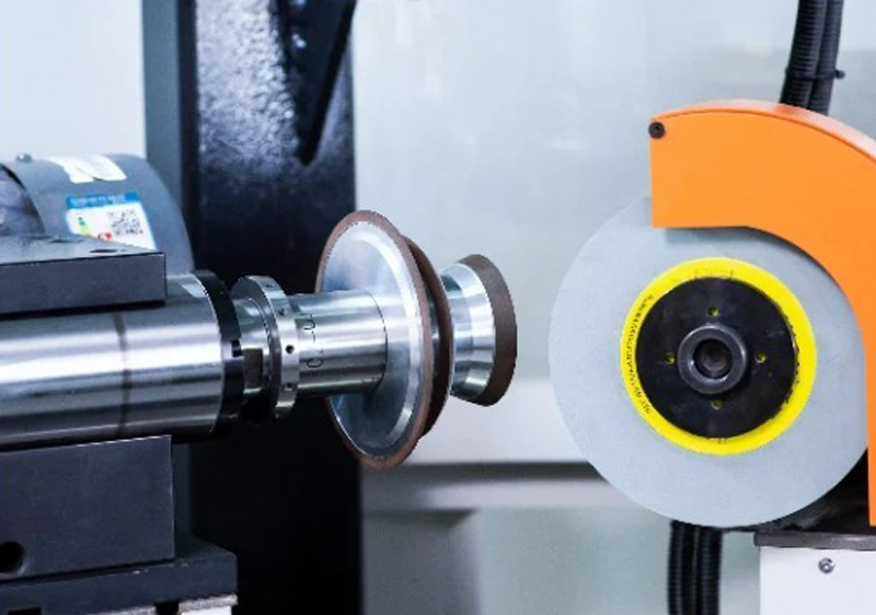 Rebolos diamantados na retificação industrial: função e aplicação no processo produtivo